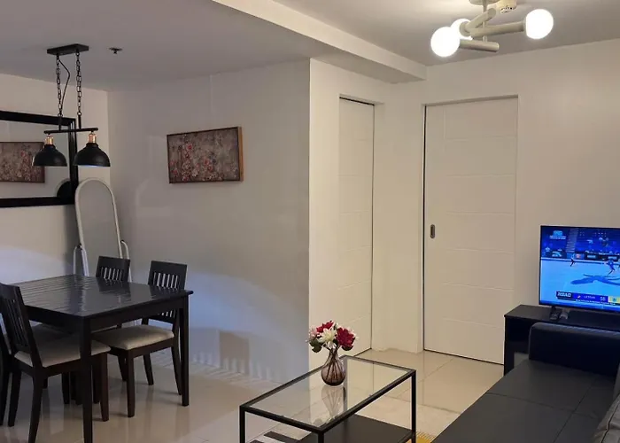 2br In With Free Wifi And Parking *